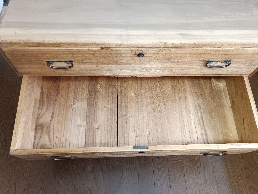 桐箪笥2段目　ジャンク　アンティーク　キャビネット　引き出し収納家具　昭和レトロ