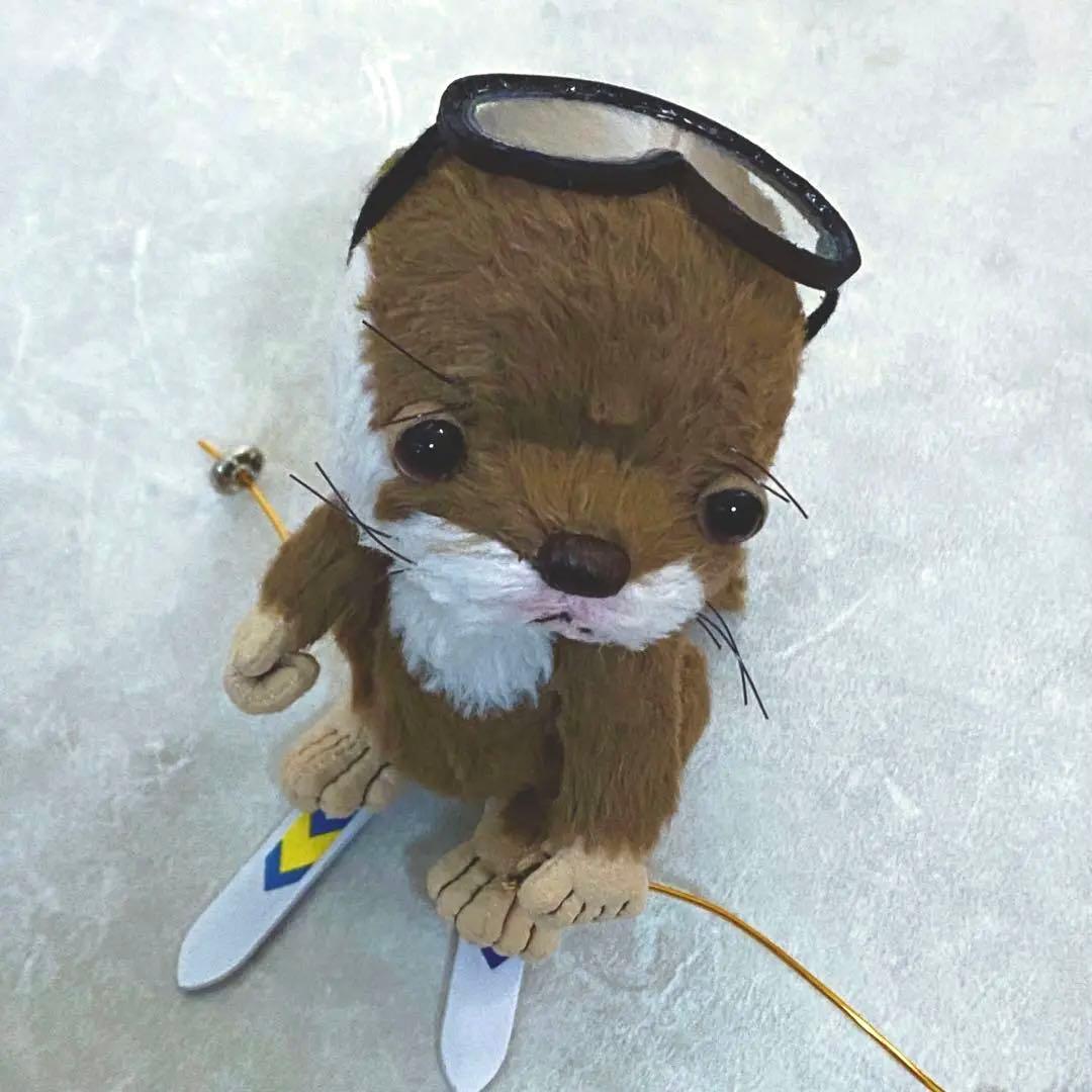 作家さま　スキーもするカワウソぬいぐるみ　テディベア　アートドール　ハンドメイド
