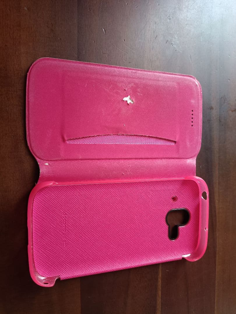 docomo f-52b らくらくスマホ