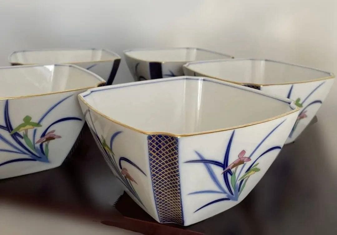 【未使用・希少・香蘭社】有田焼/角鉢/金彩春蘭柄/小付/深鉢