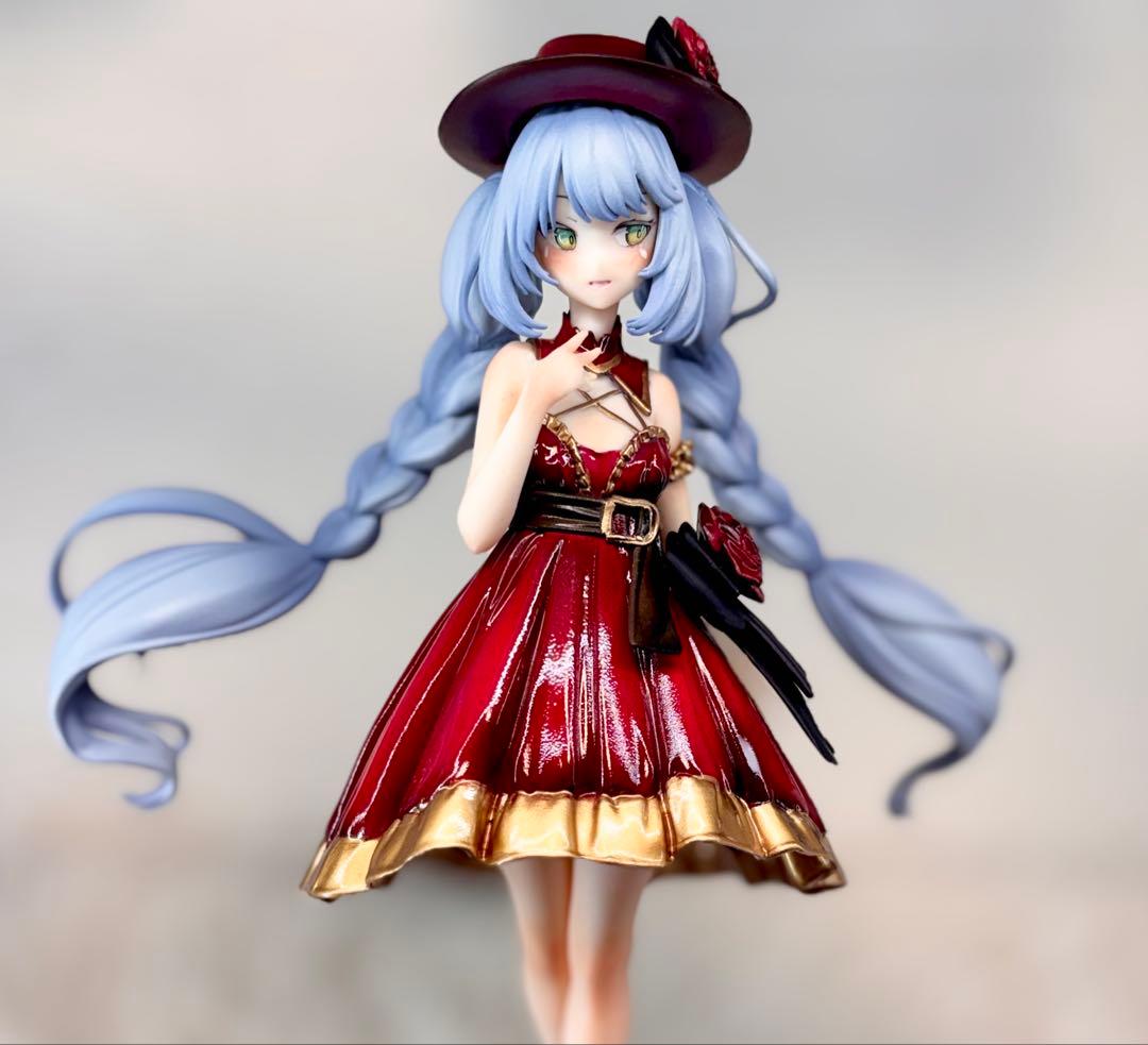 初音ミク　フィギュア　リペイント　おでかけドレス