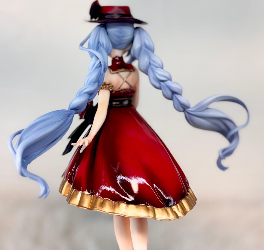 初音ミク　フィギュア　リペイント　おでかけドレス