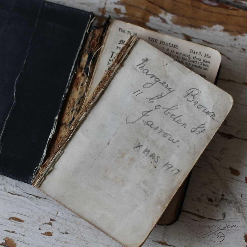 L2310-58 送料込！ 英国アンティーク アンティークブック 本 教会