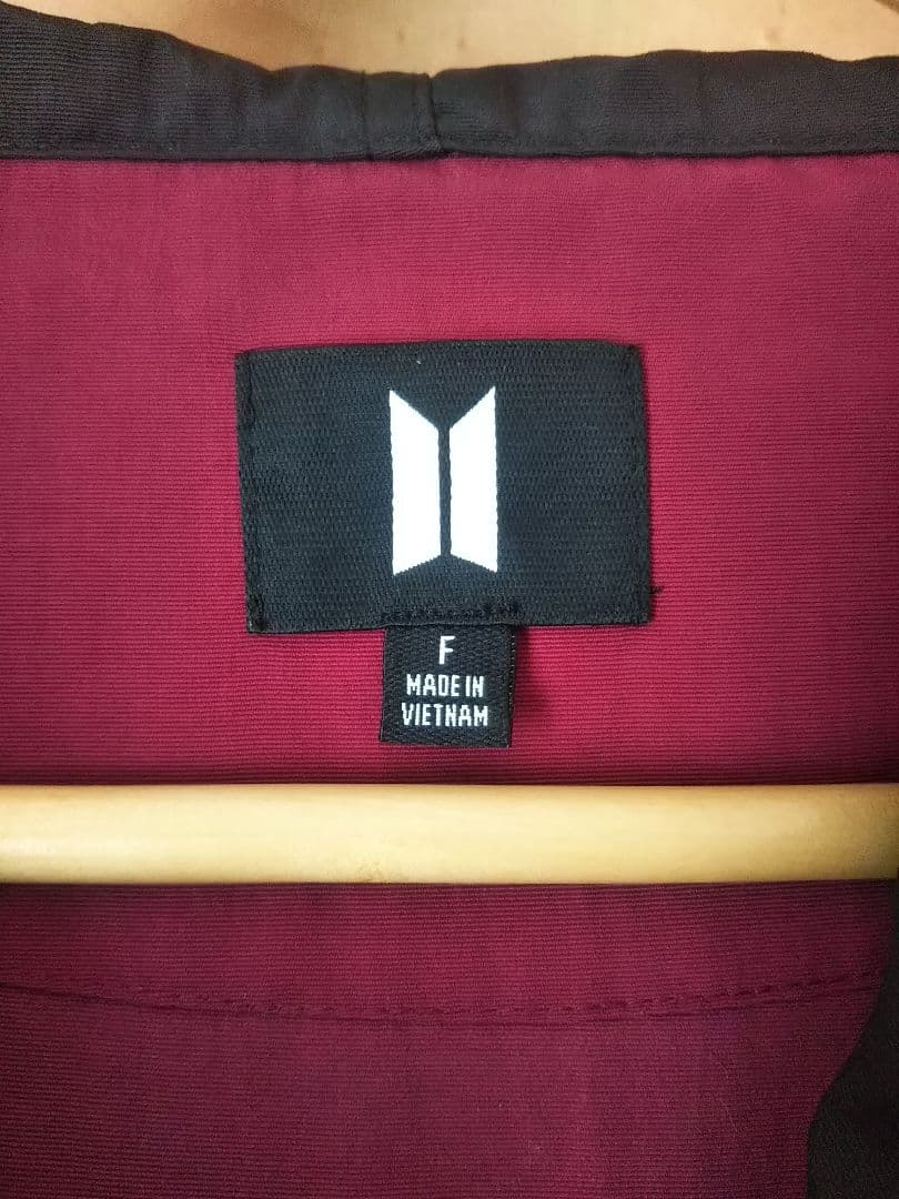 BTS　MAP OF THE SOUL ON:E アノラック Fサイズ