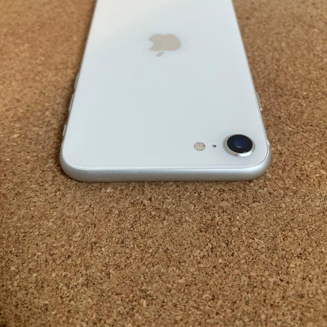 4170 電池新品☆比較的美品☆iPhoneSE2 64GB SIMフリー☆