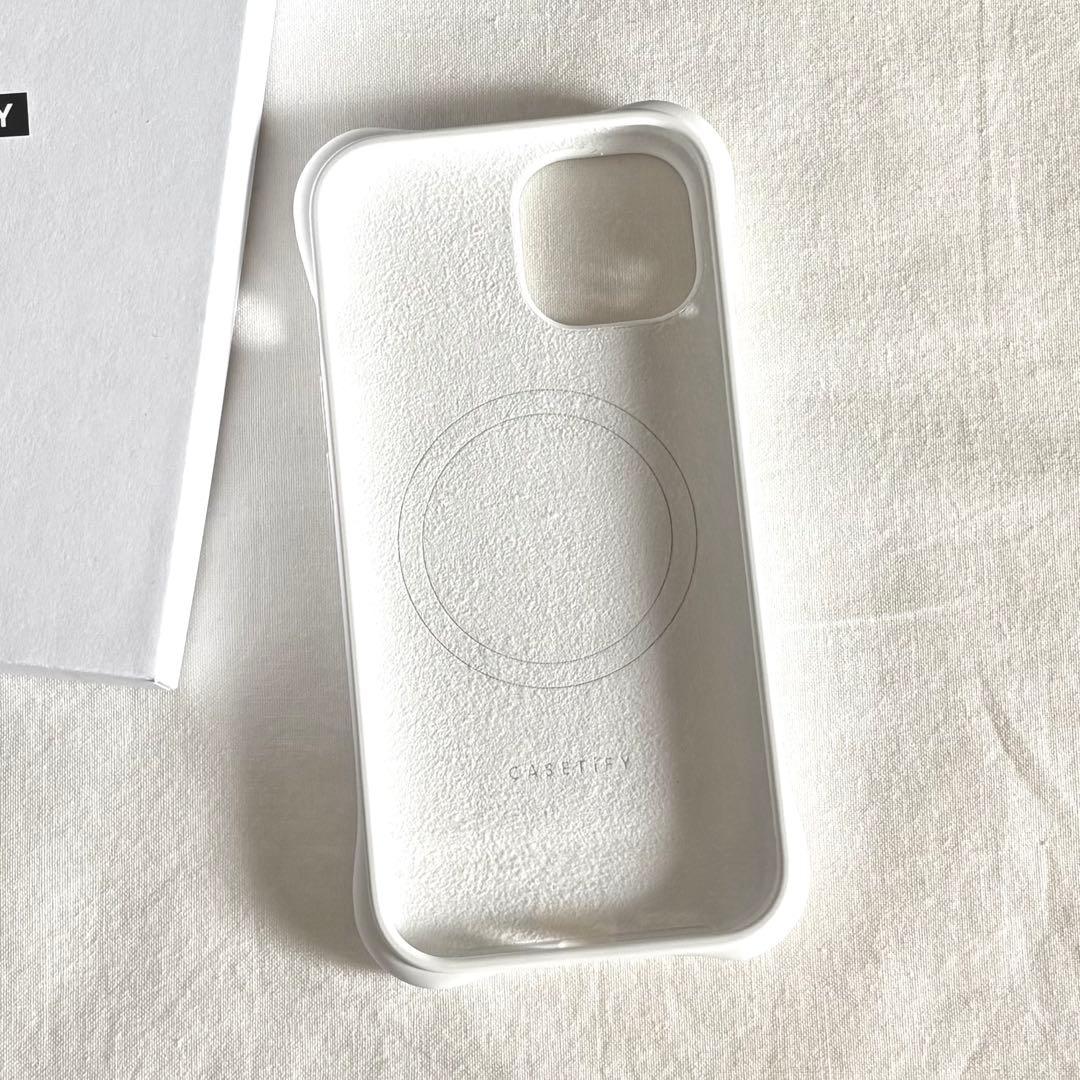 casetify iPhone15 ウェーブ シリコンケース ホワイト
