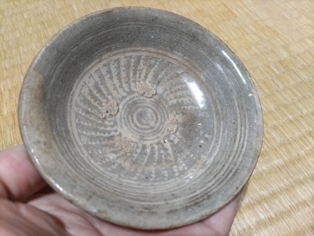 李朝　三島　平盃・小皿　径11.5、高3.5㎝