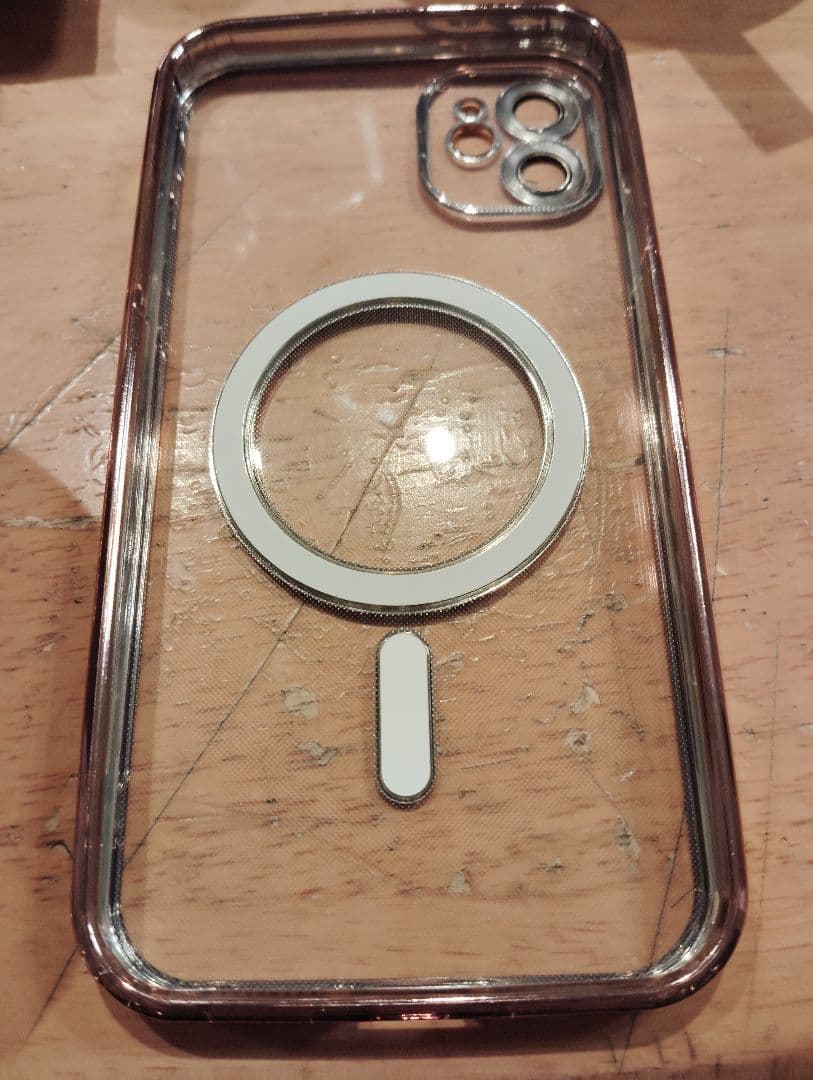 アイフォン　スマホケース