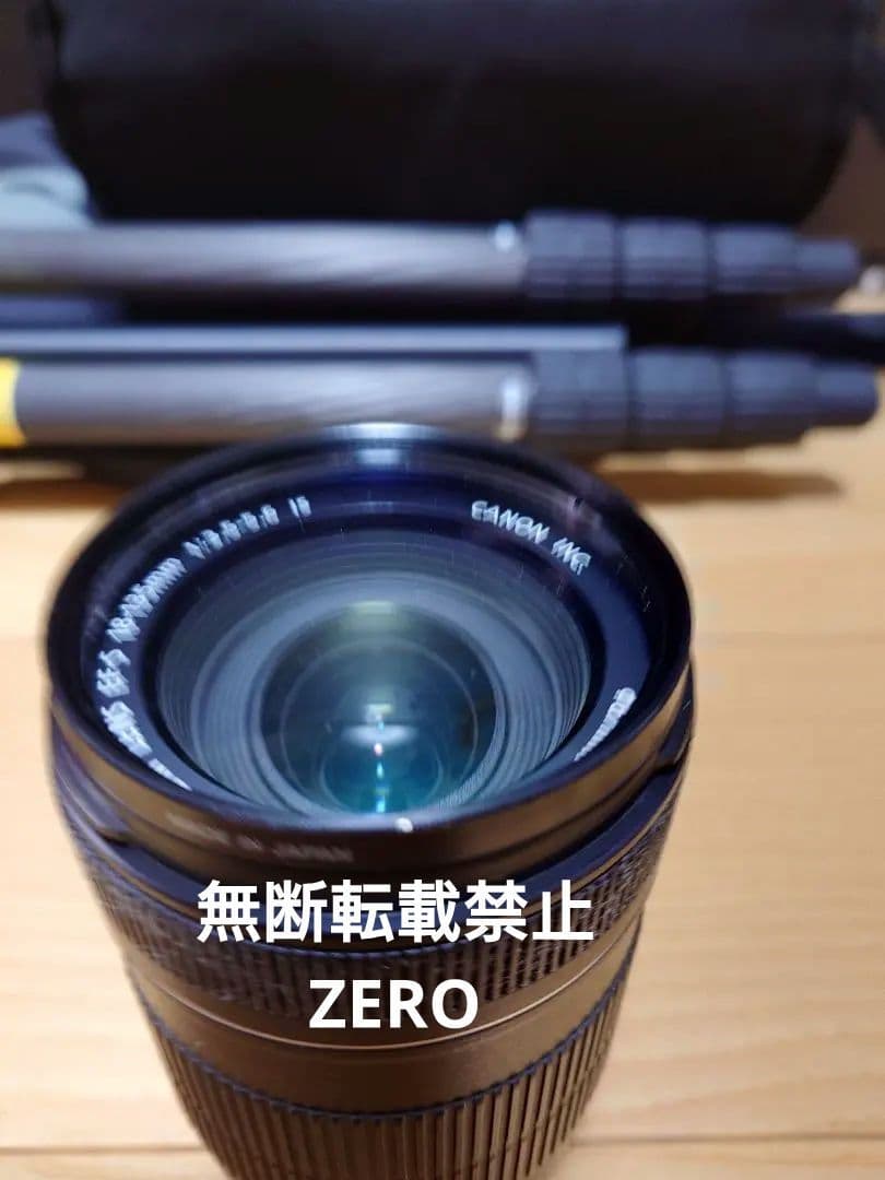一眼レフ　Canon EOS 60D 超広角レンズ　三脚　エヴァ　ストラップ付