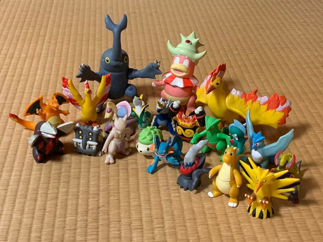 【激レア】特大ギラティナ モンコレDX 立体ポケモン図鑑500体まとめ売り