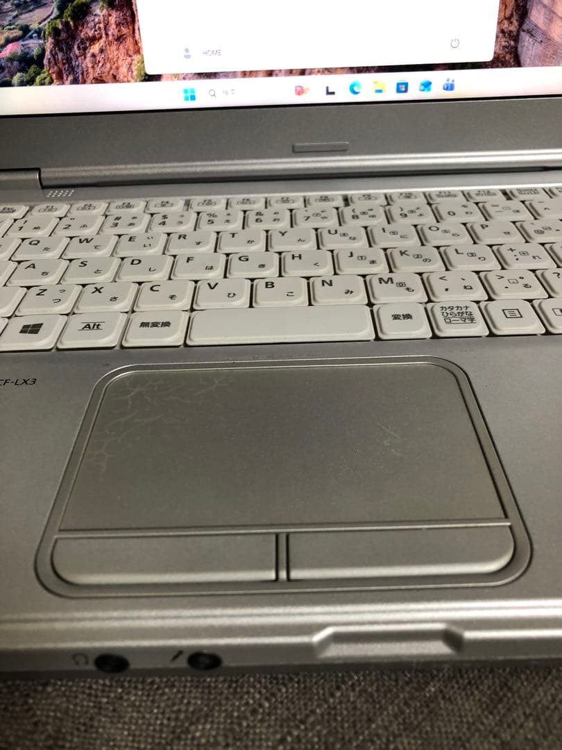 バッテリー100%【良品】Let's note CF-LX3 SSD 大画面 ④