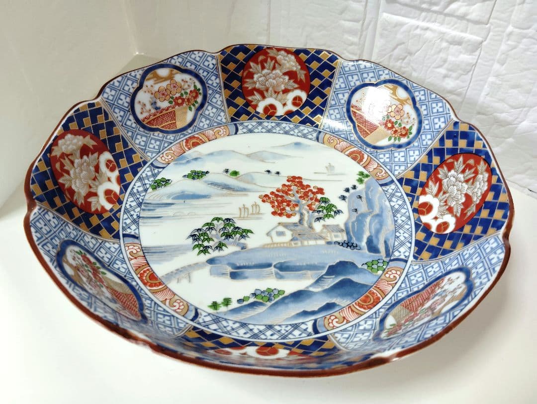 お正月　極美品　美濃焼　庫山窯　献上手　金彩古伊万里写　輪花銘々皿5枚とおまけ