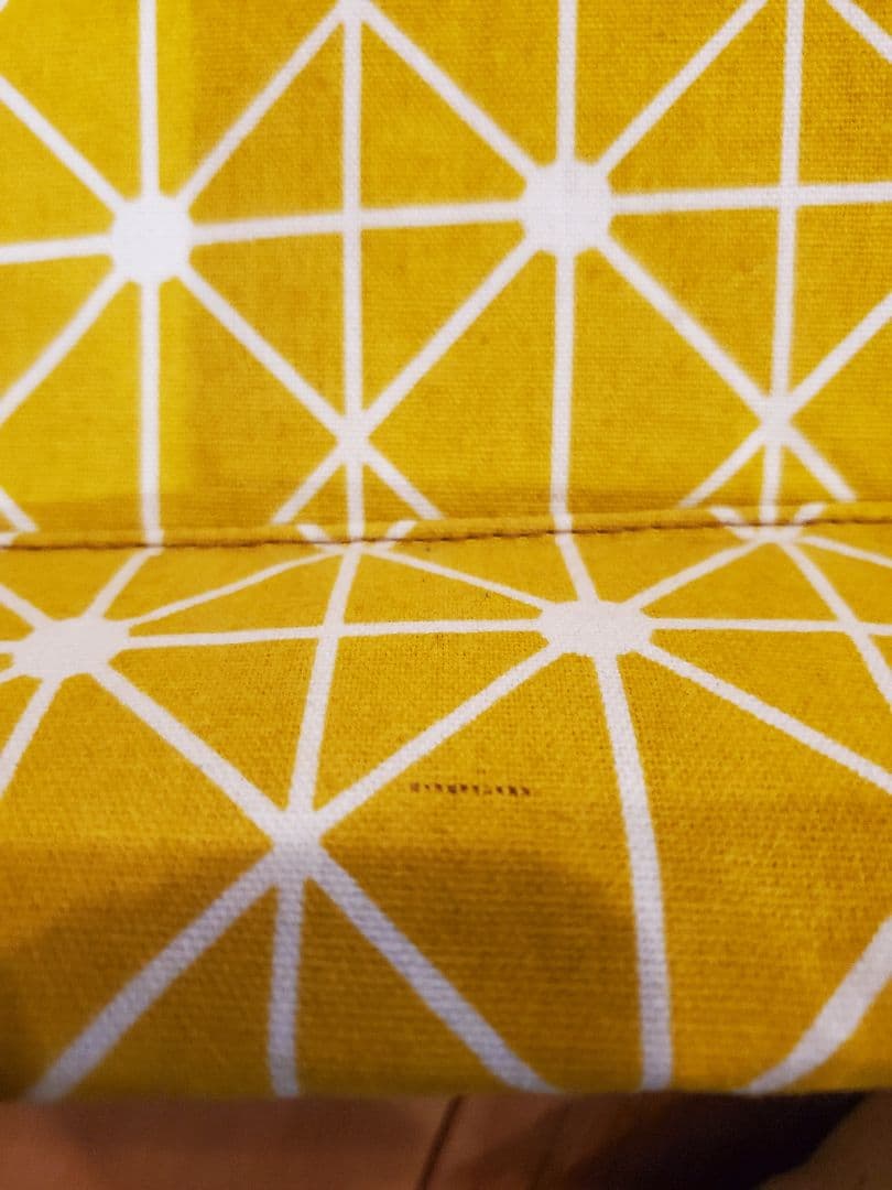 模様の黄色ボストンバッグ　　　　　　　　ハンドメイド がま口　大きめ