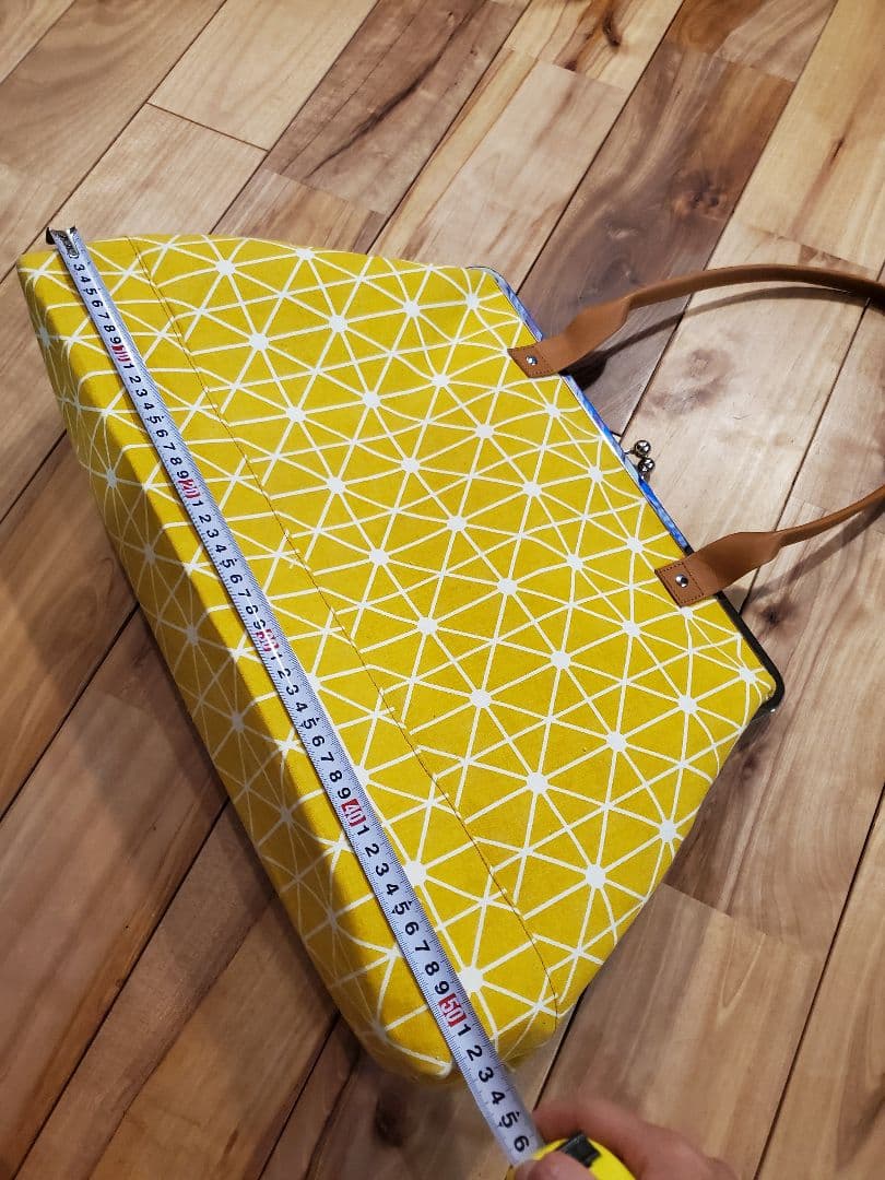 模様の黄色ボストンバッグ　　　　　　　　ハンドメイド がま口　大きめ