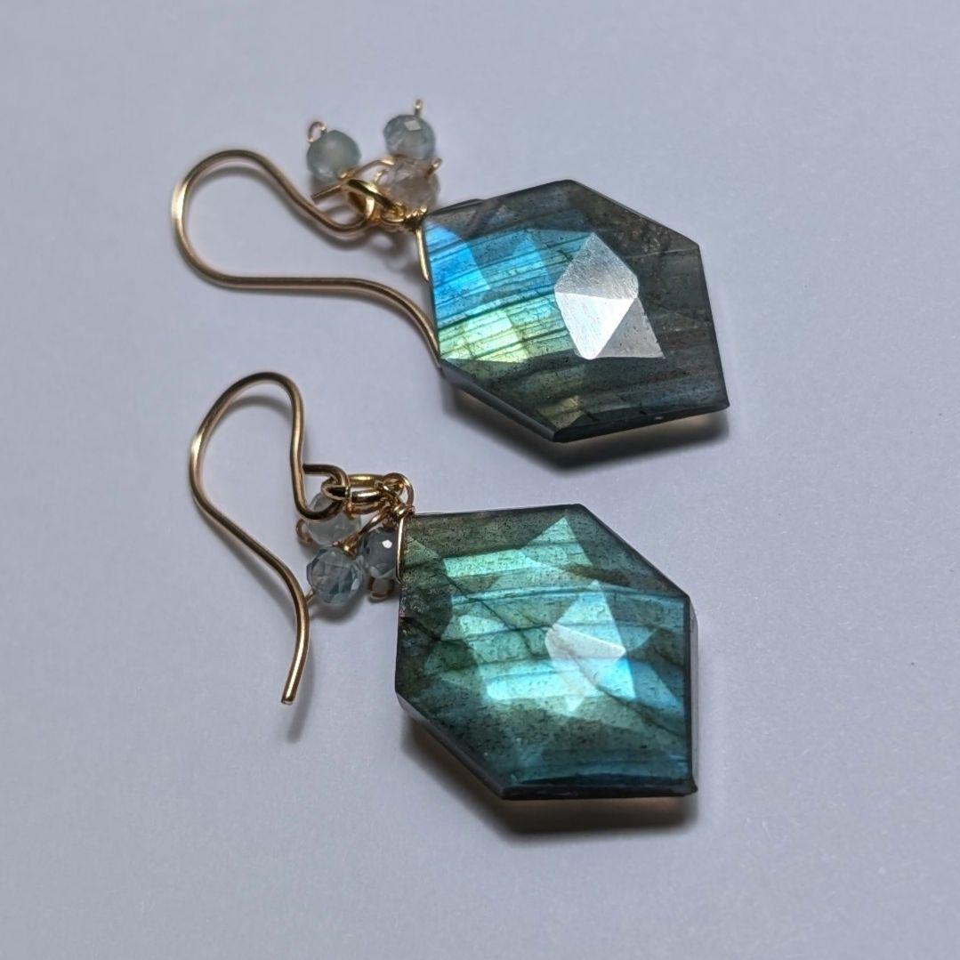 再販 ラブラドライト ヘキサゴンピアス