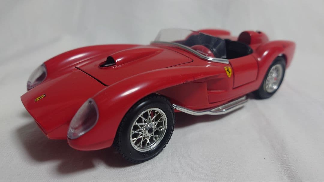 ブラーゴ Ferrari 1/24 5台セット 30年超 ビンテージ おまけ付