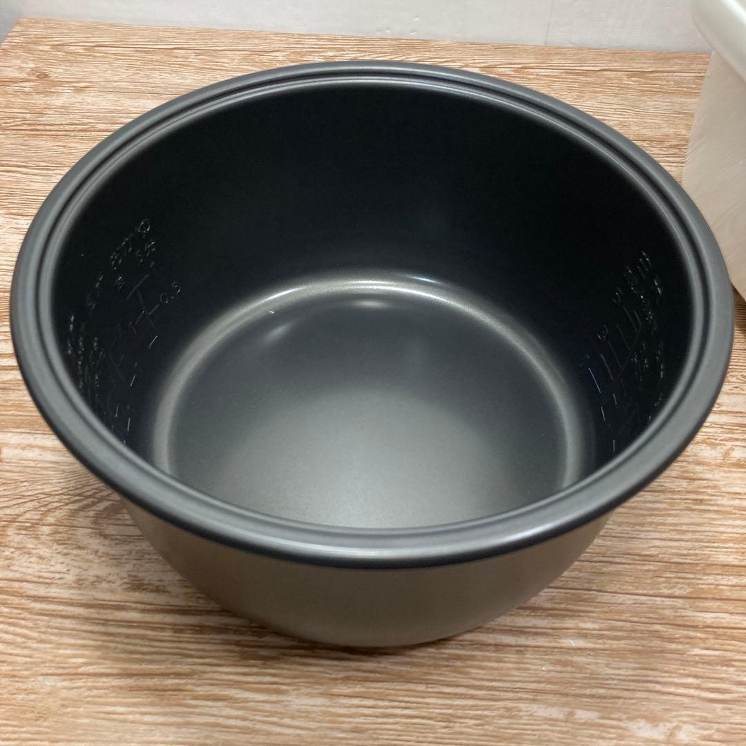 パナソニック　電子ジャー炊飯機　5.5合 SR-MB101