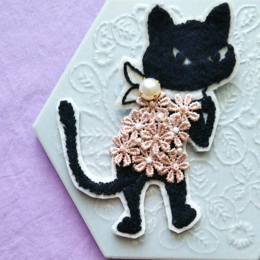商談中⑥59ハンドメイド ブローチアクセサリー pjc ミナペルホネン好きな方