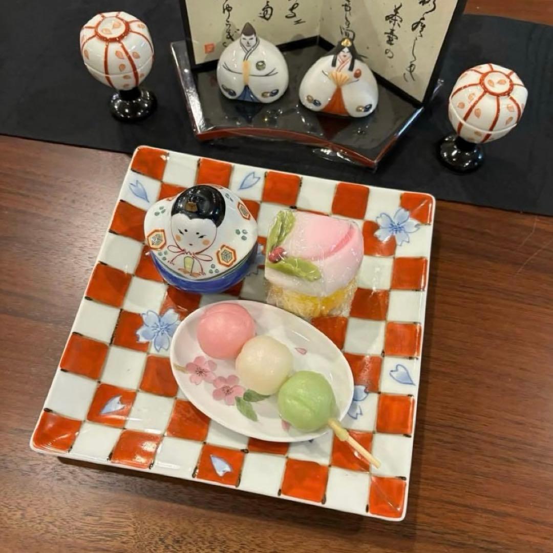 【☆特別価格☆】【新品】【大人気】有田焼幸楽窯　雛人形&ぼんぼり珍味入4点セット