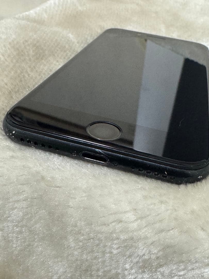iPhone SE2 64GBブラック