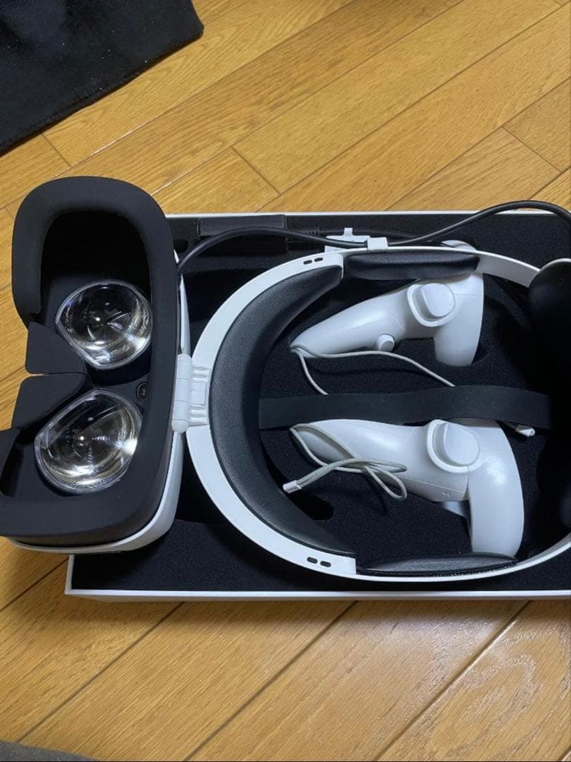 DPVR E4 VRヘッドセット