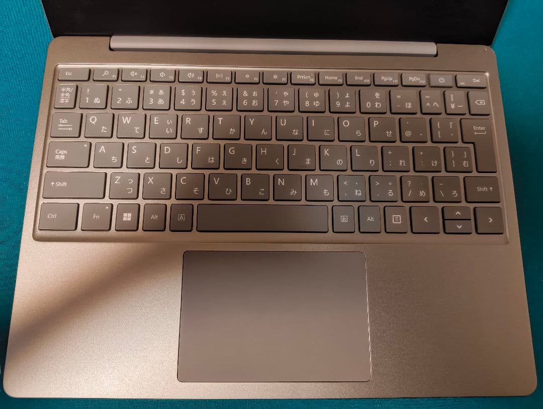 Microsoft Surface Laptop Go2 セージ