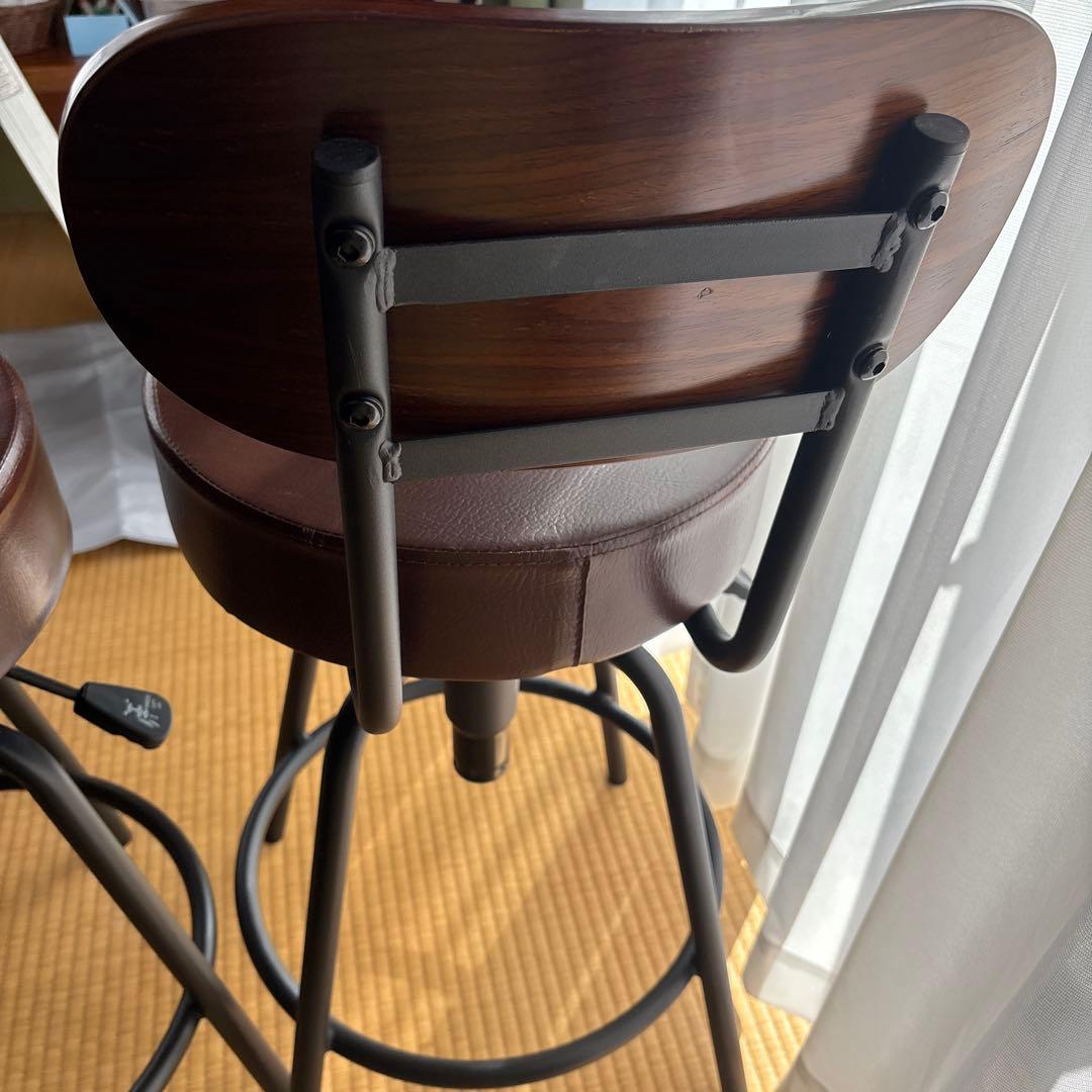 ブラウン バースツール 回転式 木製背もたれ二脚セット