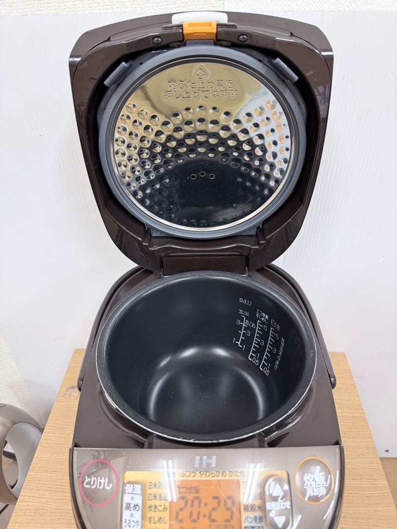 ZOJIRUSHI 象印 IH炊飯器 NP-VI10 1.0L 2019年製