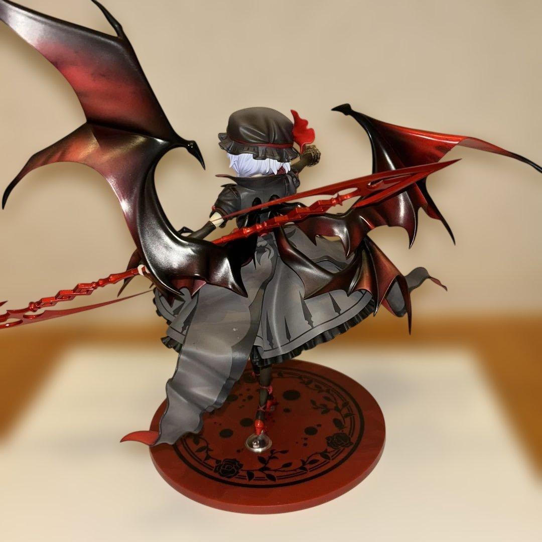 【最終値下げ】レミリア・スカーレット＆十六夜咲夜 紅魔城伝説版 フィギュアセット