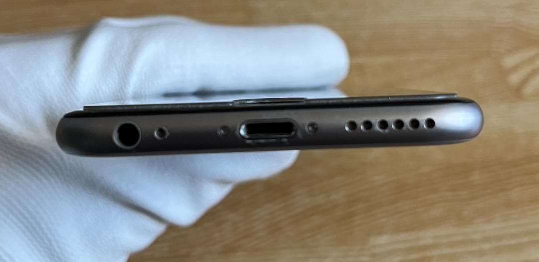 iPhone 6s 64GB スペースグレイ SIMフリー バッテリー100％
