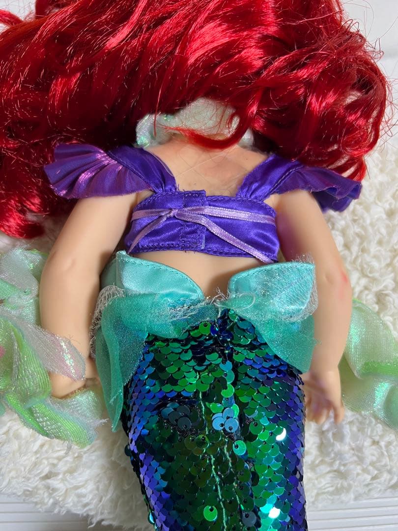 ディズニー、アニメータードールの人形（アリエル）ライト付き