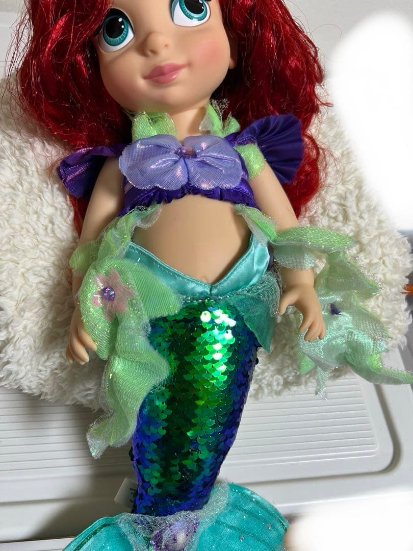 ディズニー、アニメータードールの人形（アリエル）ライト付き