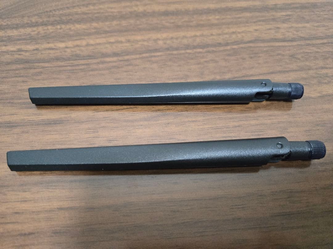 DeskMini 310 i3-8100 メモリ8GB アンテナ増設 箱付き