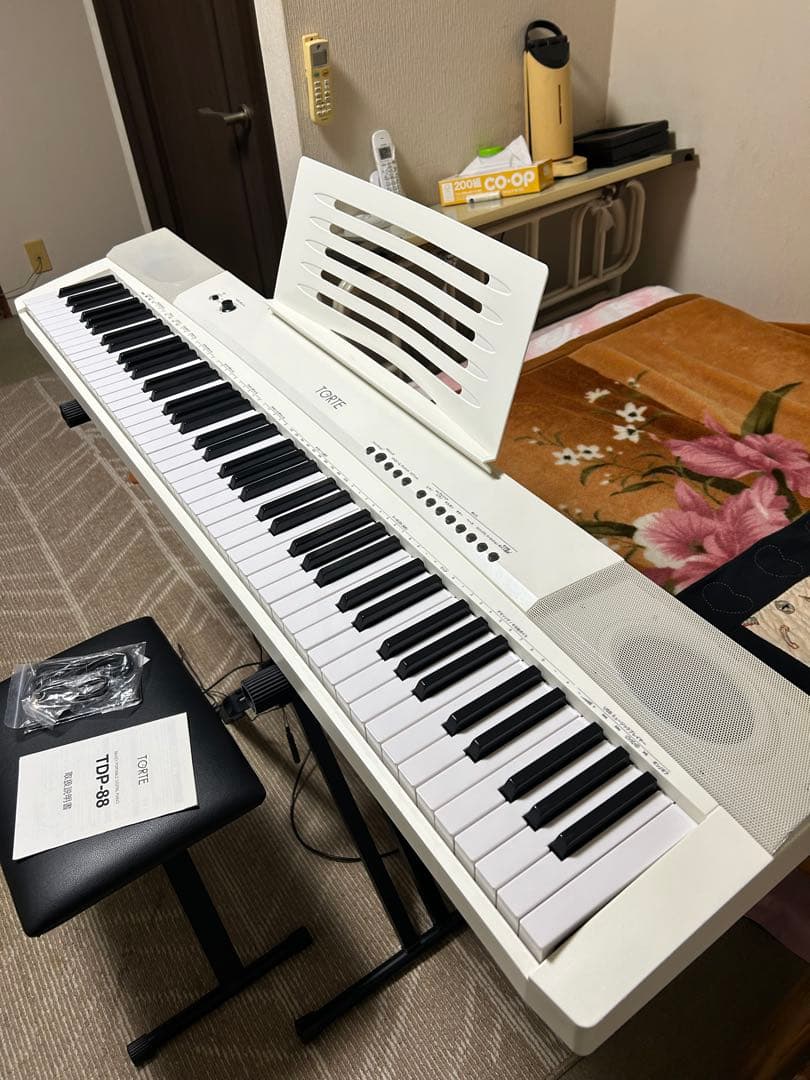 美品 付属品多数　TORTE トルテ　電子ピアノTDP-88 スタンド 椅子付属