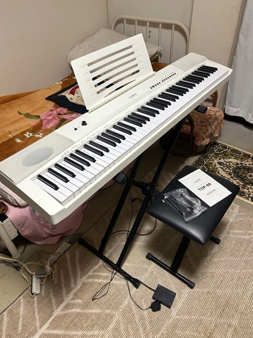 美品 付属品多数　TORTE トルテ　電子ピアノTDP-88 スタンド 椅子付属
