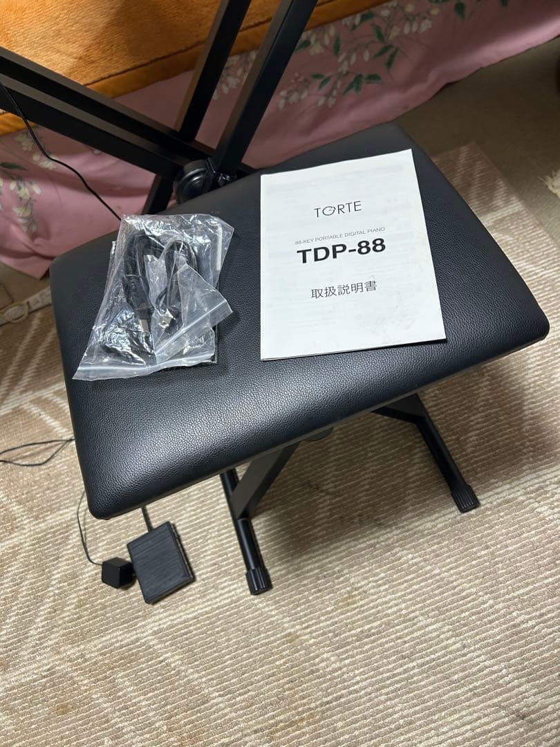美品 付属品多数　TORTE トルテ　電子ピアノTDP-88 スタンド 椅子付属