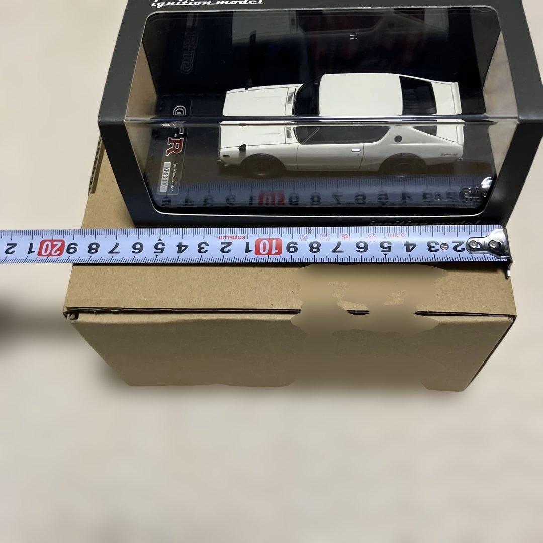 (美品)(イグニッションモデル　1/43 スカイライン　2000 GT-R
