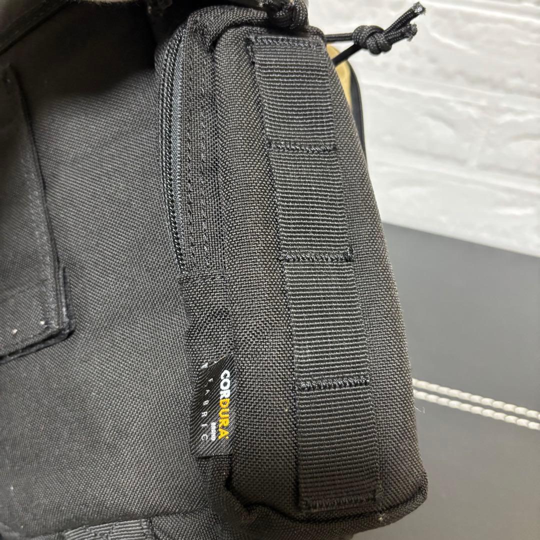 未使用 HAZARD4 ハザード4 ミニメッセンジャー バッグ ショルダーバッグ