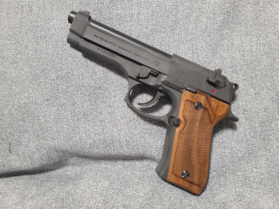 必見！美品！MGC ベレッタ92F 木製グリップ 固定スライド