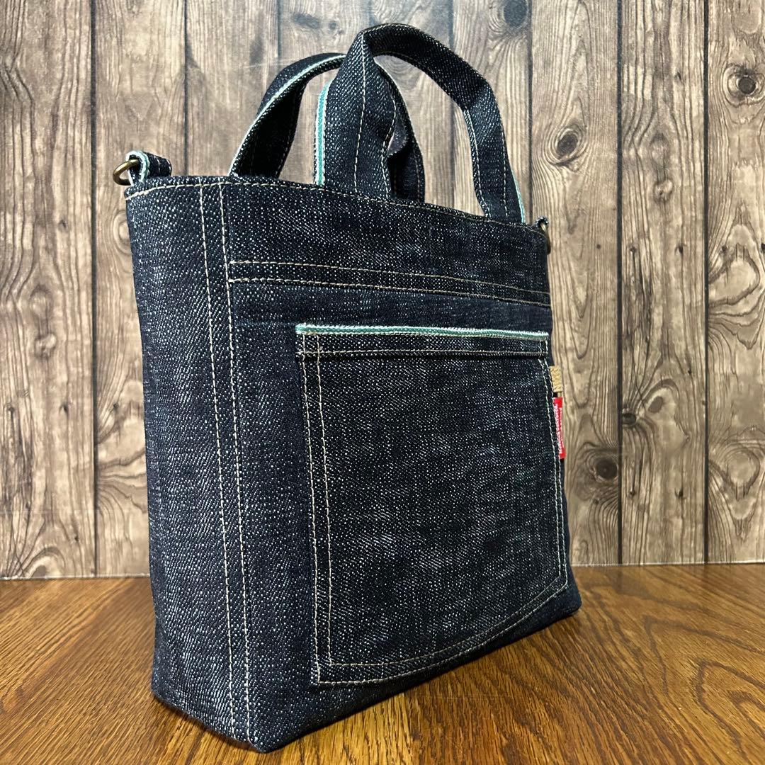 ＊小さめトートバッグ＊大きなポケットが可愛いデニムバッグ　ショルダー付き　青耳