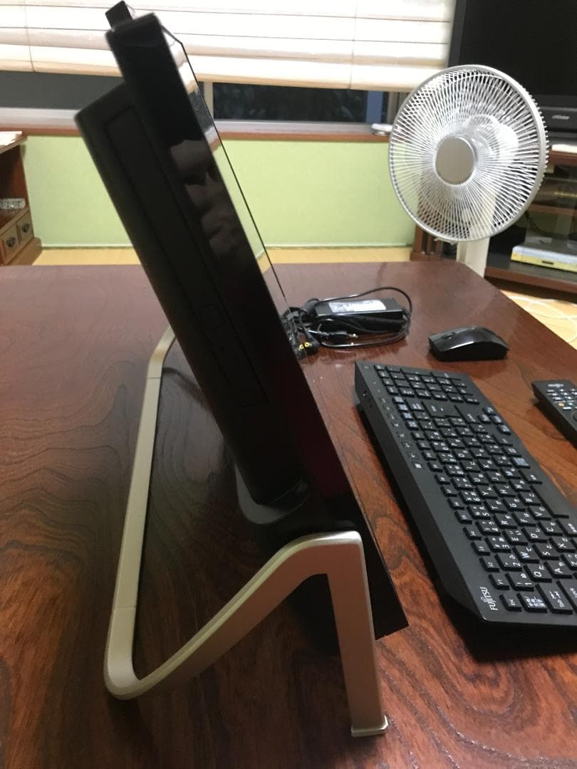 ESPRIMO FH77/B3　FMVF77B3B