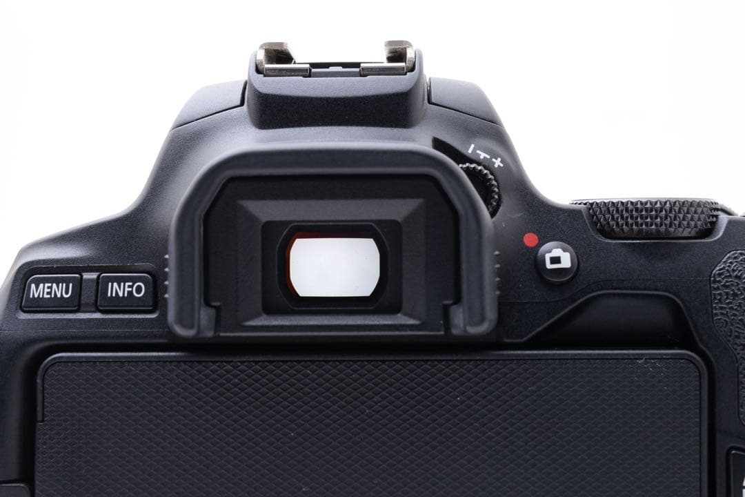 デジタル一眼レフカメラ CANON EOS Kiss X10/標準レンズセット