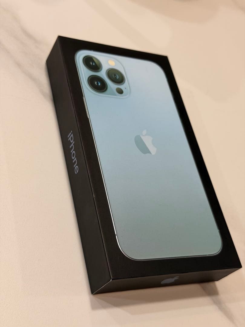 【きゅきゅ】iPhone 13 Pro Max 512GB SIMフリー