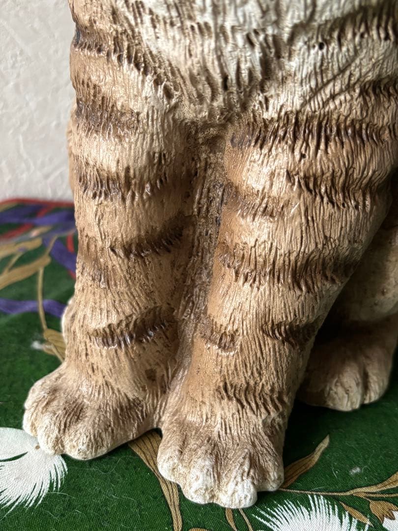 リアル猫のフィギュリン　イタリア製　ブルーアイ樹脂製 約32cm 美品