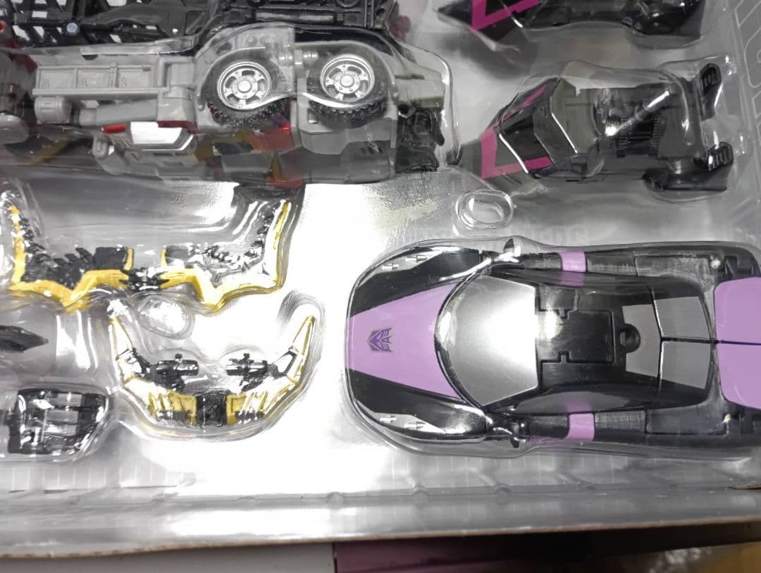 超激レア!中古品トランスフォーマー ウーマンデストロン合体女兵士メガトロニア