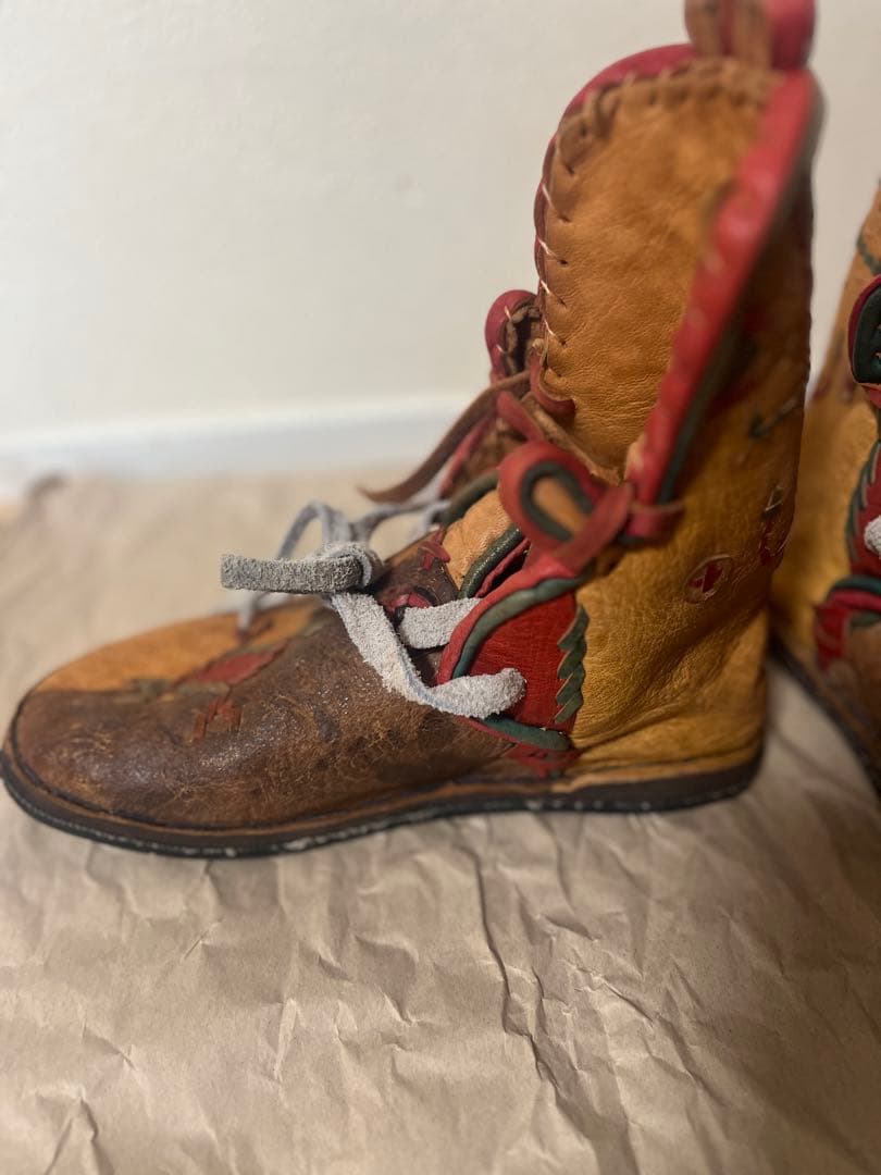 ハンドメイド レザー刺繍ブーツ 東欧 民族衣装