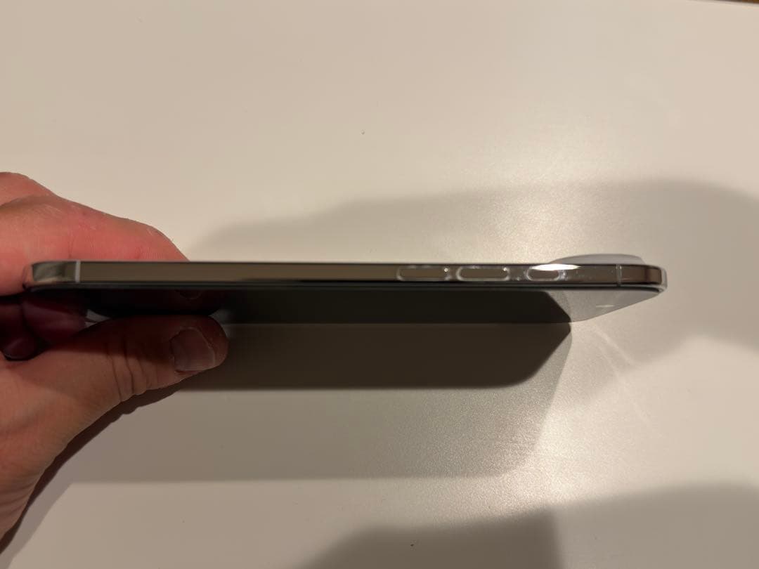 Apple iPhone Air ホワイト 本体