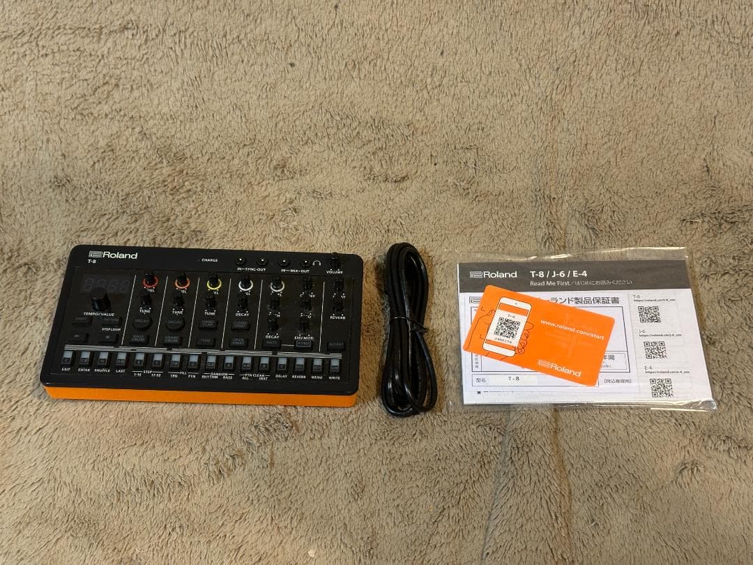 鍵盤楽器 Roland AIRA Compact T-8 BEAT MACHINE