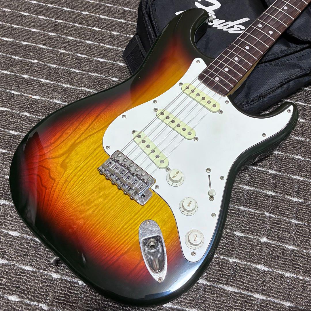 Fender Japan ST72 3-Tone Sunburst フジゲン