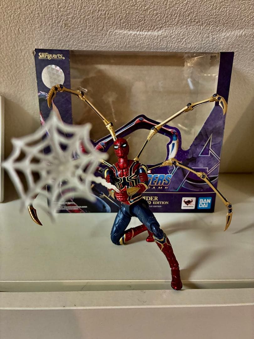 アベンジャーズエンドゲーム　アイアンスパイダーマン